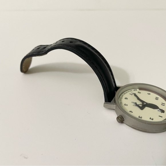 Monty Python Ministry of Silly Walks Men's Watch - Picture 6 of 16